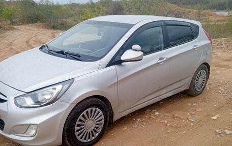 Hyundai Solaris II рестайлинг, 2012 год, 650 000 рублей, 2 фотография