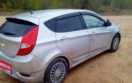 Hyundai Solaris II рестайлинг, 2012 год, 650 000 рублей, 4 фотография