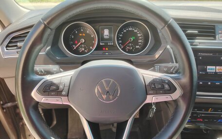 Volkswagen Tiguan II, 2021 год, 2 650 000 рублей, 10 фотография