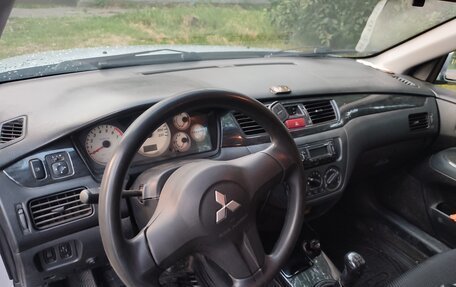 Mitsubishi Lancer IX, 2004 год, 550 000 рублей, 4 фотография