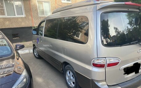 Hyundai H-1 II рестайлинг, 2007 год, 820 000 рублей, 4 фотография