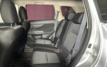 Mitsubishi Outlander III рестайлинг 3, 2017 год, 1 760 000 рублей, 9 фотография