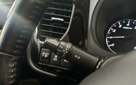 Mitsubishi Outlander III рестайлинг 3, 2017 год, 1 760 000 рублей, 17 фотография