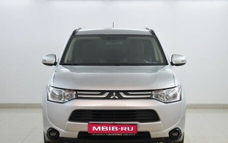 Mitsubishi Outlander III рестайлинг 3, 2013 год, 1 080 000 рублей, 2 фотография