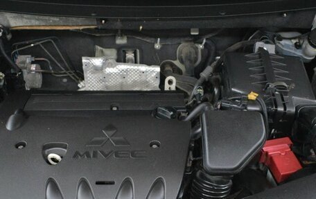 Mitsubishi Outlander III рестайлинг 3, 2013 год, 1 080 000 рублей, 13 фотография