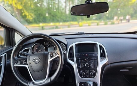 Opel Astra J, 2014 год, 1 000 000 рублей, 10 фотография