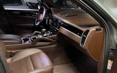Porsche Cayenne III, 2019 год, 7 500 000 рублей, 13 фотография