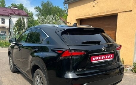 Lexus NX I, 2015 год, 2 800 000 рублей, 3 фотография