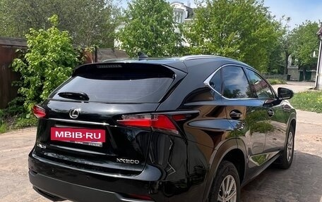Lexus NX I, 2015 год, 2 800 000 рублей, 4 фотография