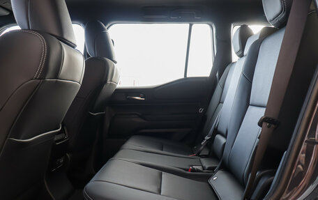 Toyota Land Cruiser Prado, 2024 год, 9 612 000 рублей, 7 фотография