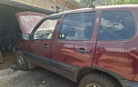 Chevrolet Niva I рестайлинг, 2004 год, 250 000 рублей, 9 фотография