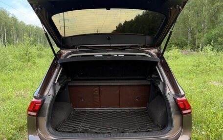 Volkswagen Tiguan II, 2017 год, 2 100 000 рублей, 7 фотография