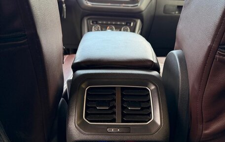 Volkswagen Tiguan II, 2017 год, 2 100 000 рублей, 13 фотография