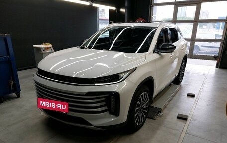 CheryExeed TXL, 2022 год, 2 047 000 рублей, 2 фотография