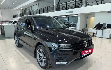 Volkswagen Tiguan II, 2017 год, 2 390 000 рублей, 3 фотография