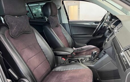 Volkswagen Tiguan II, 2017 год, 2 390 000 рублей, 18 фотография