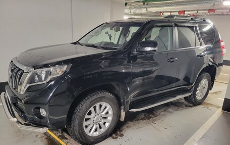 Toyota Land Cruiser Prado 150 рестайлинг 2, 2015 год, 3 600 000 рублей, 6 фотография