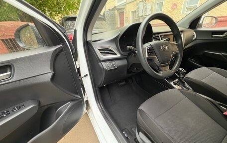 Hyundai Solaris II рестайлинг, 2019 год, 1 430 000 рублей, 9 фотография