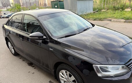 Volkswagen Jetta VI, 2013 год, 1 290 000 рублей, 3 фотография