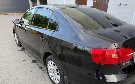 Volkswagen Jetta VI, 2013 год, 1 290 000 рублей, 8 фотография