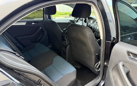 Volkswagen Jetta VI, 2013 год, 1 290 000 рублей, 15 фотография