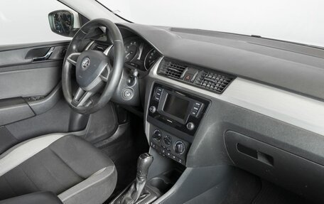 Skoda Rapid I, 2017 год, 1 250 000 рублей, 5 фотография
