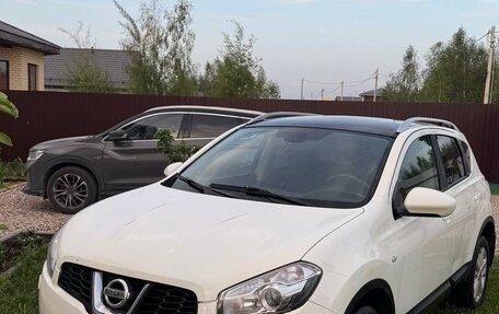 Nissan Qashqai, 2011 год, 900 000 рублей, 2 фотография
