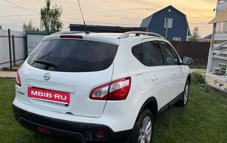 Nissan Qashqai, 2011 год, 900 000 рублей, 5 фотография