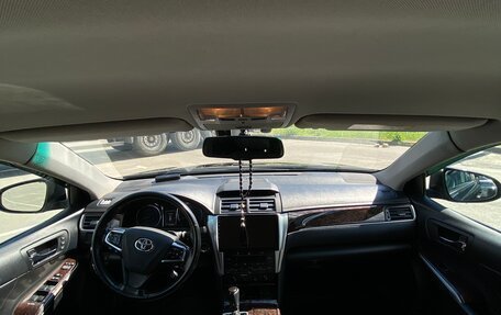 Toyota Camry, 2017 год, 2 250 000 рублей, 9 фотография