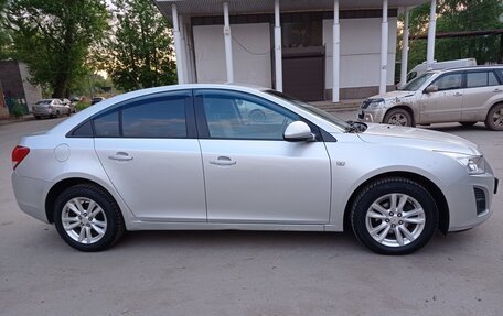 Chevrolet Cruze II, 2012 год, 1 020 000 рублей, 4 фотография