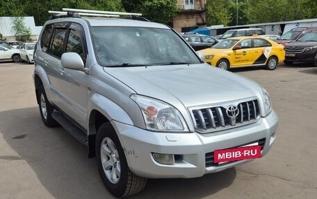 Toyota Land Cruiser Prado 120 рестайлинг, 2005 год, 1 500 000 рублей, 2 фотография