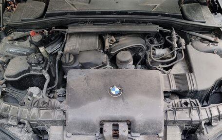BMW 1 серия, 2010 год, 750 000 рублей, 2 фотография