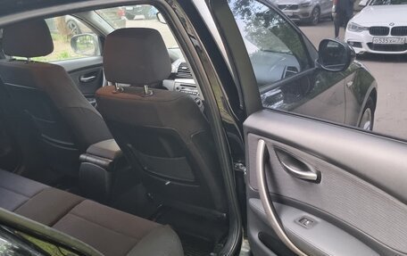 BMW 1 серия, 2010 год, 750 000 рублей, 18 фотография