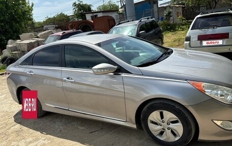Hyundai Sonata VI, 2013 год, 1 200 000 рублей, 2 фотография