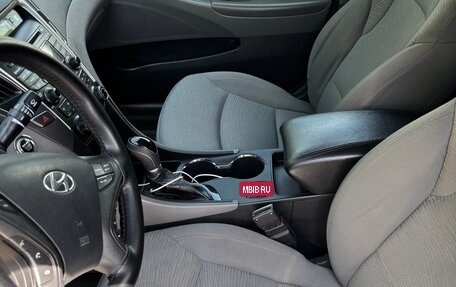 Hyundai Sonata VI, 2013 год, 1 200 000 рублей, 7 фотография