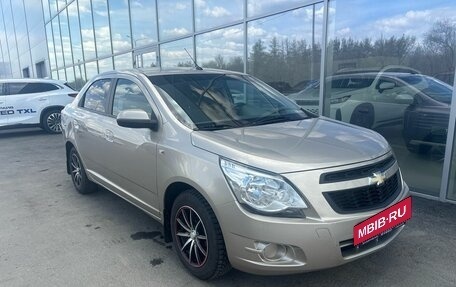 Chevrolet Cobalt II, 2013 год, 689 000 рублей, 3 фотография