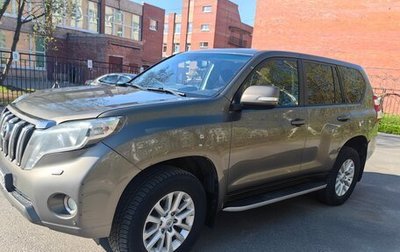 Toyota Land Cruiser Prado 150 рестайлинг 2, 2014 год, 2 700 000 рублей, 1 фотография