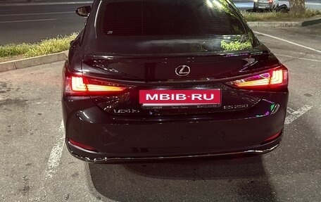 Lexus ES VII, 2020 год, 4 300 000 рублей, 7 фотография