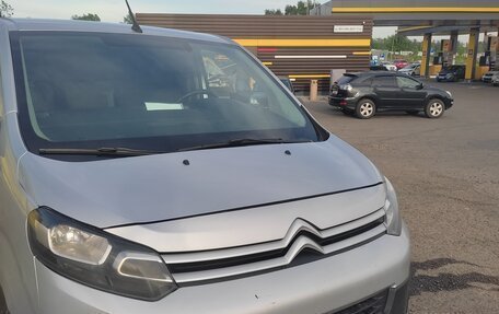Citroen Jumpy III, 2018 год, 1 600 000 рублей, 4 фотография