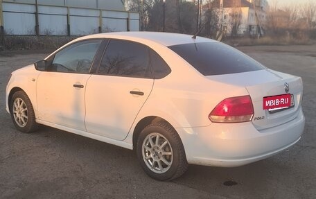 Volkswagen Polo VI (EU Market), 2015 год, 868 000 рублей, 2 фотография