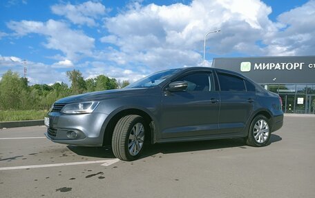 Volkswagen Jetta VI, 2012 год, 1 250 000 рублей, 3 фотография