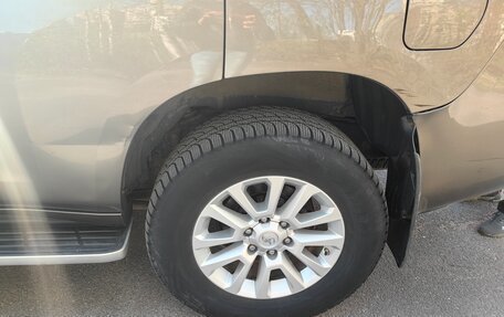 Toyota Land Cruiser Prado 150 рестайлинг 2, 2014 год, 2 700 000 рублей, 11 фотография