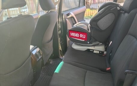 Toyota Land Cruiser Prado 150 рестайлинг 2, 2014 год, 2 700 000 рублей, 5 фотография
