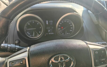 Toyota Land Cruiser Prado 150 рестайлинг 2, 2014 год, 2 700 000 рублей, 23 фотография