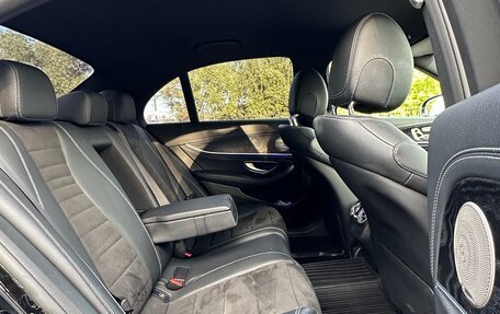 Mercedes-Benz E-Класс, 2017 год, 3 450 000 рублей, 9 фотография