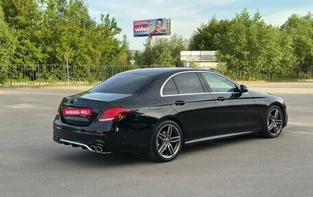 Mercedes-Benz E-Класс, 2017 год, 3 450 000 рублей, 7 фотография