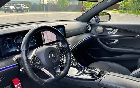 Mercedes-Benz E-Класс, 2017 год, 3 450 000 рублей, 13 фотография