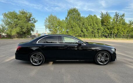 Mercedes-Benz E-Класс, 2017 год, 3 450 000 рублей, 27 фотография