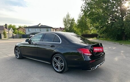 Mercedes-Benz E-Класс, 2017 год, 3 450 000 рублей, 24 фотография