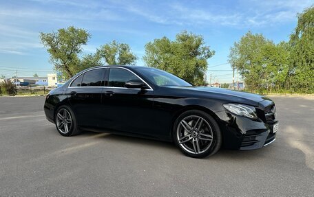 Mercedes-Benz E-Класс, 2017 год, 3 450 000 рублей, 29 фотография